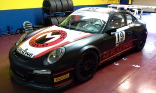 A VALLELUNGA SECONDA FILA PER LA PORSCHE 997 M RACING GROUP